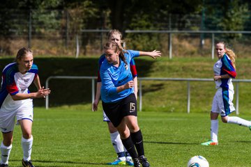 Bild 259 - B-Juniorinnen SV Henstedt Ulzburg - Frauen Bramfelder SV 3 : Ergebnis: 9:0